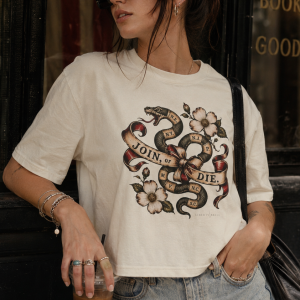 Join, or Die Women's Boxy Tee